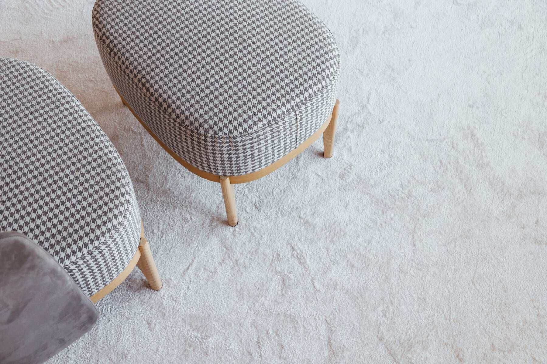 Professional carpet and upholstery cleaning service in London, specialising in stain removal and dee.